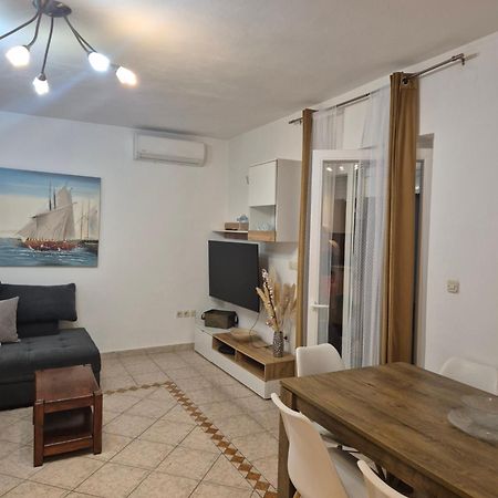 Apartment Plavia Biograd Weißenburg Exterior foto